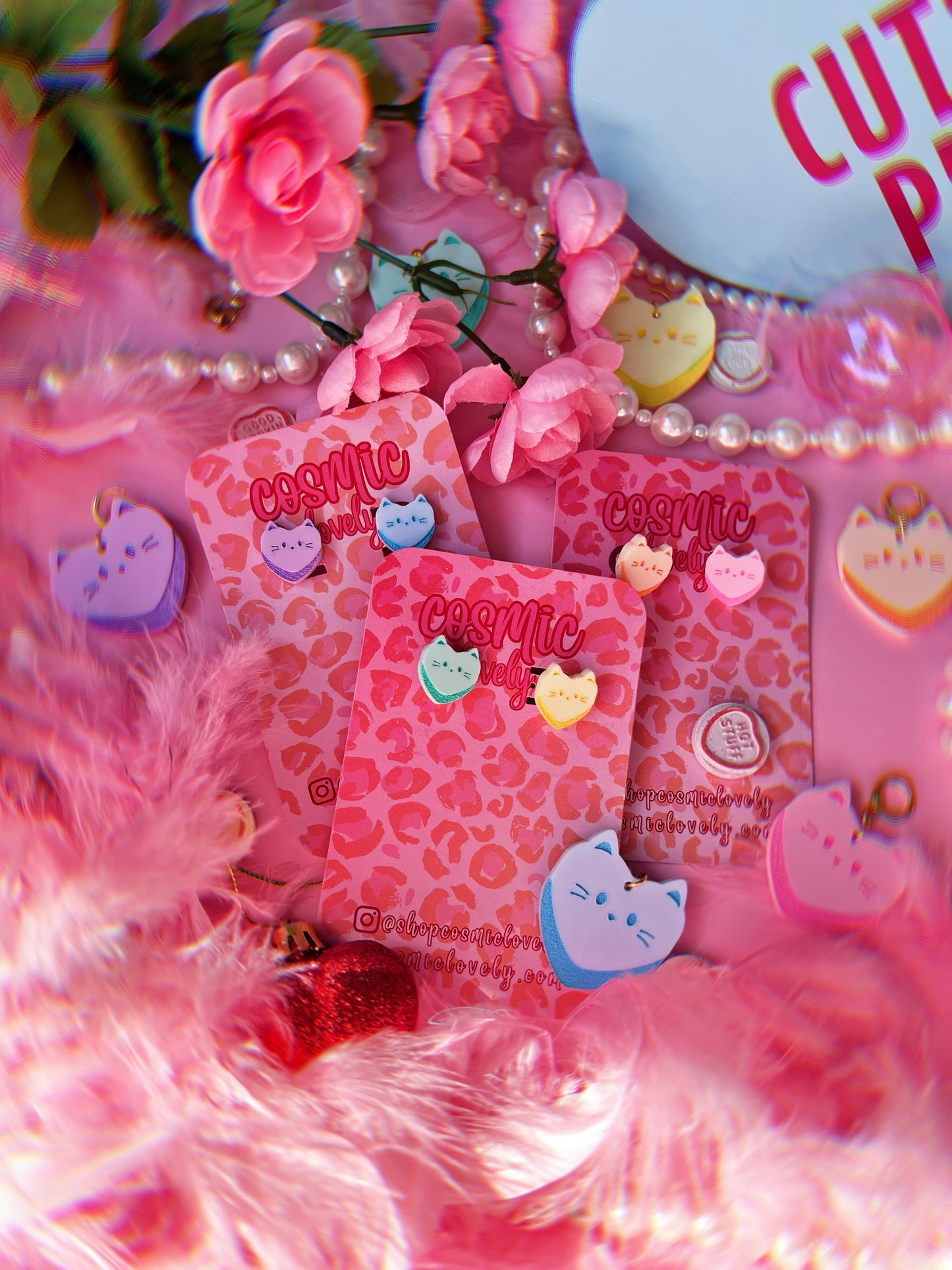 ** SINGLES ** Candy Heart Kitty STUDS