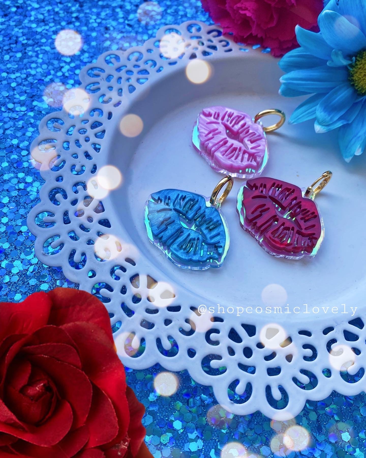 KISSES Earrings