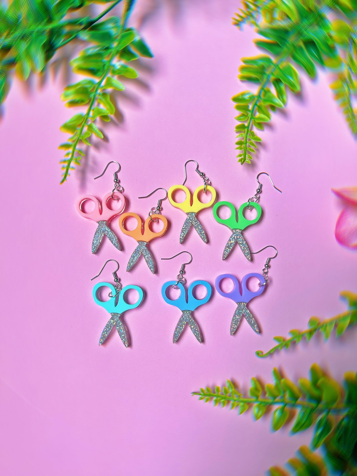 **SINGLES **Pastel Cutie Scissor Earrings